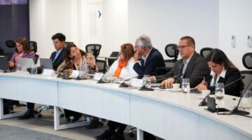 Defensoría del Pueblo impulsa creación de Puestos de Mando Unificado para atender la emergencia en salud