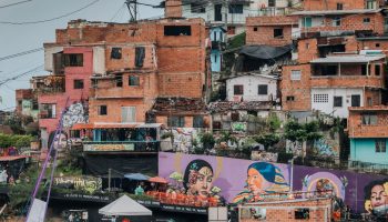 Descentralización diferencial propuesta de la Contraloría para reducir brechas sociales