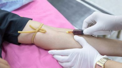Donaciones voluntarias de sangre crecen en América Latina y el Caribe, pero desafíos persisten