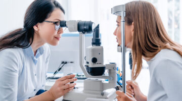 El entorno laboral, el tercer lugar en el que se generan más enfermedades oculares