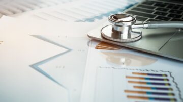 Evaluaciones económicas en salud: OMS alerta sobre los límites del costo-efectividad en decisiones sanitarias