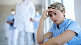 Estados Unidos anuncia recorte de 10.000 empleos en el Departamento de Salud