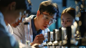 Estados Unidos enfrenta el desafío de perder su ventaja en biotecnología frente a China