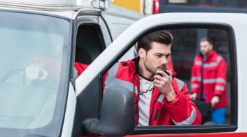 Estas son las características que debe tener una ambulancia en Colombia