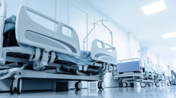 Estrategia de la Supersalud busca ampliar el número de camas en el país