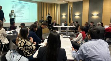 Expertos sectoriales diseñan nuevas estrategias para mejorar el sistema de salud