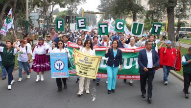 Perú: Sindicatos de la salud siguen en huelga exigiendo mejoras laborales