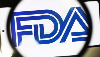 FDA da luz verde al uso de repotrectinib en cáncer de pulmón