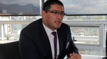 Fiscalía acusa formalmente a expresidente de Cafesalud por corrupción