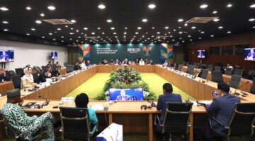 Fortalecimiento de la cooperación internacional en salud: Los BRICS y la OPS se unen para abordar los desafíos globales de salud