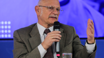 Francisco Rossi Buenaventura sería el nuevo director de Invima