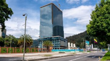 Gremios médicos piden al Gobierno volver a cuarentena estricta