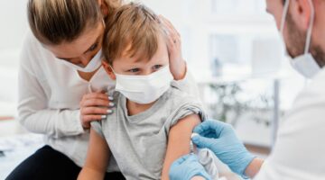 Impacto de las vacunas infantiles en Estados Unidos: un millón de vidas salvadas desde 1994 según los CDC