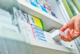 Implementación de la reforma a la salud en más departamentos por decreto del gobierno nacional