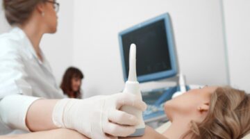 Inteligencia artificial podría predecir riesgo de cáncer de mama