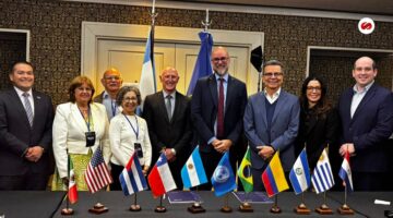 Invima y Anvisa firman memorando para fortalecer la cooperación regulatoria farmacéutica entre Colombia y Brasil