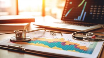 Junta Médica Nacional insta a investigar irregularidades en EPS y reformar el sistema de salud colombiano