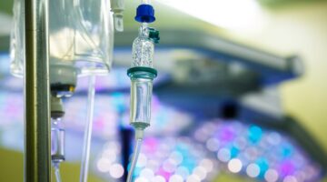 La adiposidad, dosis relativa de quimioterapia y mortalidad por cáncer de mama