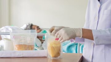 La prescripción de los APME debería limitarse a los nutricionistas Dra. Angélica Perez presidente de la ACNC