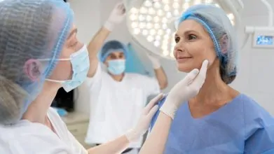 Ley 2316 de 2023 fortalece la seguridad en tratamientos estéticos con biopolímeros