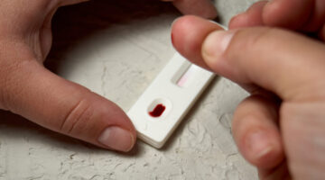 Logran acuerdo mundial para reducir el precio de pruebas de autodiagnóstico del VIH