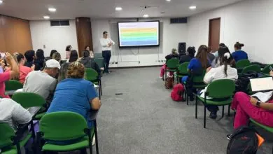 Manizales fortalece su atención primaria con actualización médica en vacunación y salud reproductiva