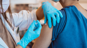 Más de cinco millones de dosis contra la influenza son distribuidas en Colombia como parte de la campaña 2025