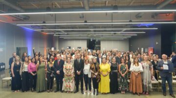 Medellín reconoce 13 innovaciones que fortalecen el sistema de salud en plena crisis nacional