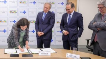 Ministerio de Salud de Brasil y asociación de hospitales firman convenio para mejorar la calidad de atención en salud