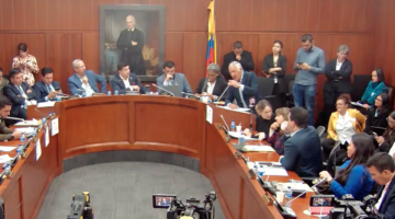 Ministro de Salud cuestiona gestión de Fiduprevisora en debate de control político