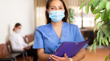 Minsa da a conocer los criterios del proceso SERUMS 2023 - I