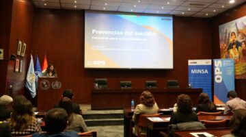 Minsa y OPS promueven comunicación responsable para prevenir el suicidio en el Perú
