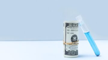 Moderna 10% de sus vacunas disponibles para el mundo en 2021