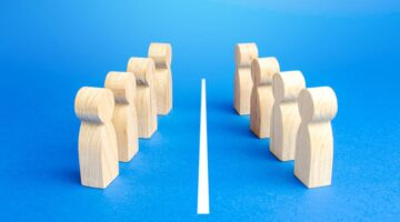 Moderna demanda a Pfizer por patente de tecnología ARNm