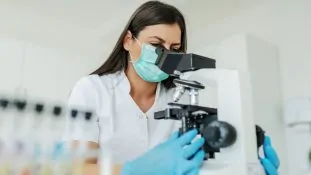 Nueva convocatoria ACHO y Pfizer para financiar investigación en oncología