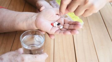 Nuevos criterios para la compra centralizada y distribución de medicamentos para personas que viven con VIH - Resolución 2164 de 2024