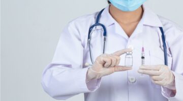 OMS alerta sobre posible escasez de vacunas para la gripe en el mundo