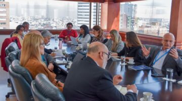 OPS se reunirá con el INVIMA para fortalecer regulación de medicamentos