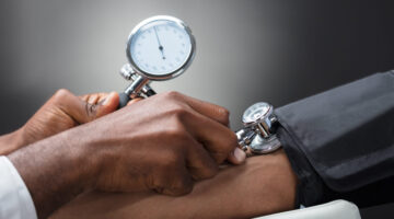 Primer informe sobre la hipertensión arterial: La OMS detalla los devastadores efectos de esta afección