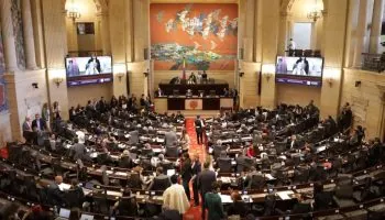 Proyecto de Ley de Competencias redefine la descentralización y el financiamiento del sistema de salud en Colombia