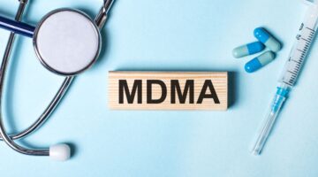 Qué sigue para el desarrollo de drogas psicodélicas, luego del rechazo de uso de la FDA