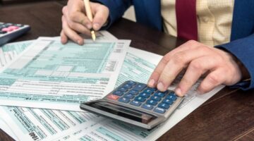 Quiénes son los que deben declarar renta esta semana