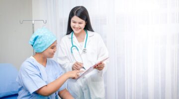 Recomendaciones para pacientes con cáncer frente al coronavirus