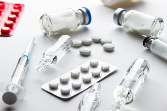 Recomendaciones y buenas prácticas para la preparación segura de medicamentos en entornos hospitalarios