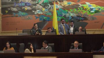 Reforma a la salud llega a 75 artículos aprobados en un trámite ralentizado