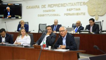 Reforma a la salud supera el primer debate con 14 votos a favor 2