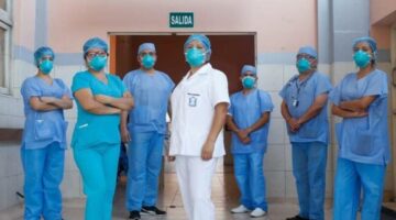 S reglamenta el cambio de grupo ocupacional para talento humano en salud de Perú