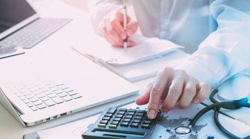 SOS-LA-CARTERA-ESTA-HUNDIENDO-EL-SISTEMA-DE-SALUD