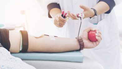 Se debe mejorar el acceso a la sangre segura