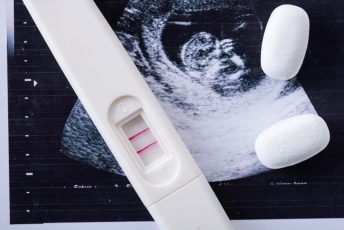 Tambalea el uso de píldora abortiva en Estados Unidos y autoridad de la FDA